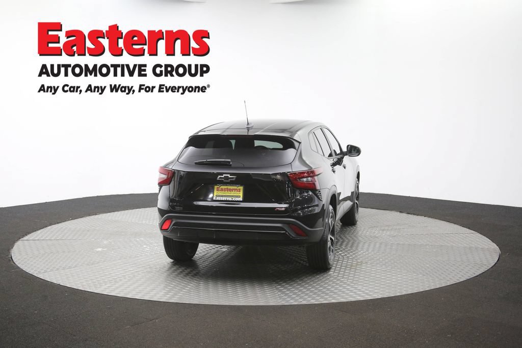 Used 2024 Chevrolet Trax RS FWD image 37