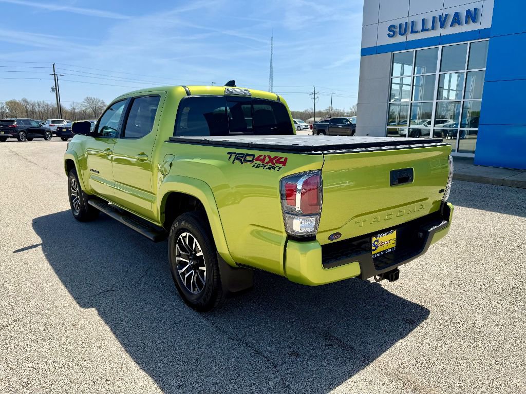 Used 2023 Toyota Tacoma TRD Sport image 2