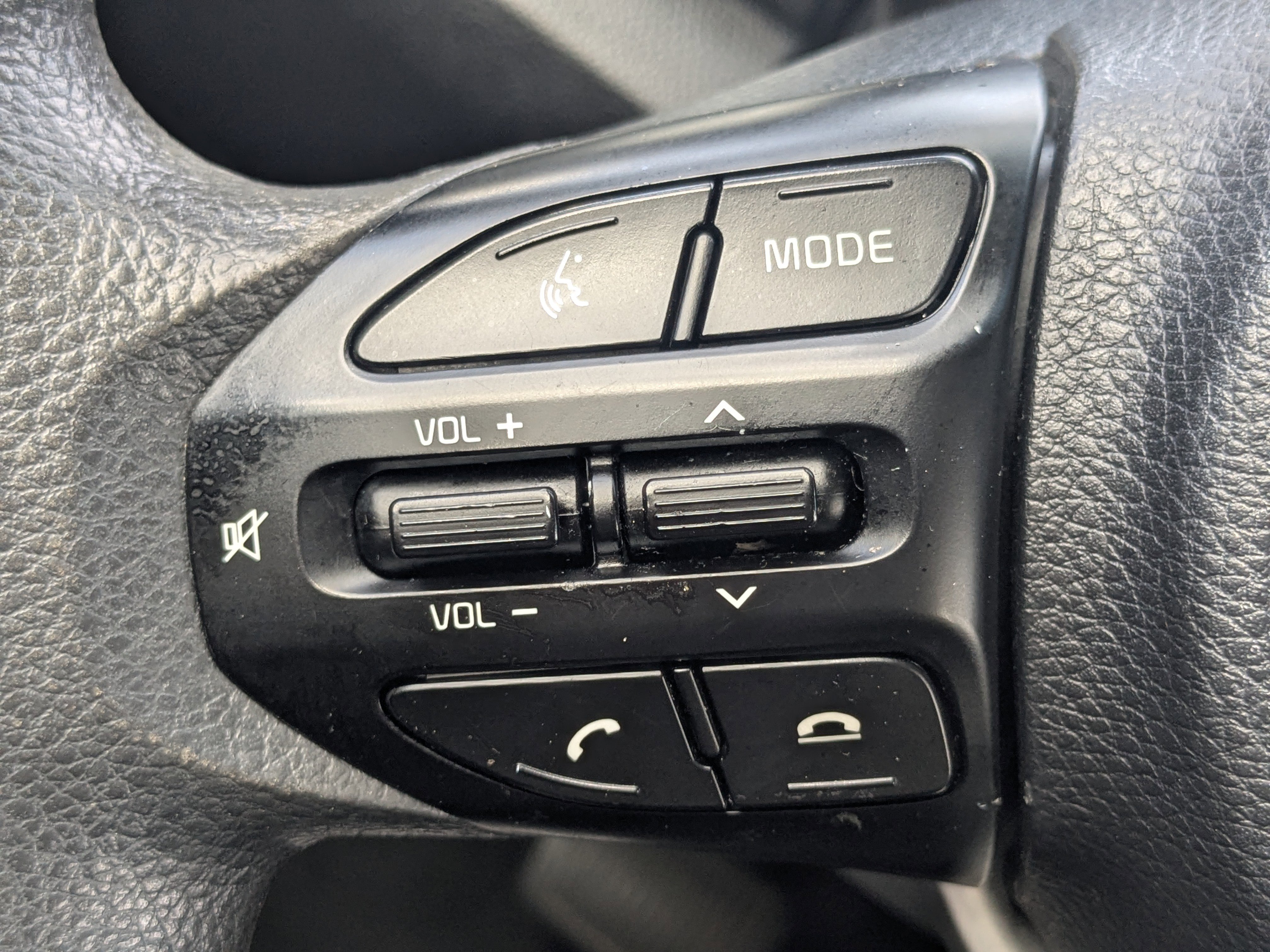 Used 2019 Kia Rio S image 29