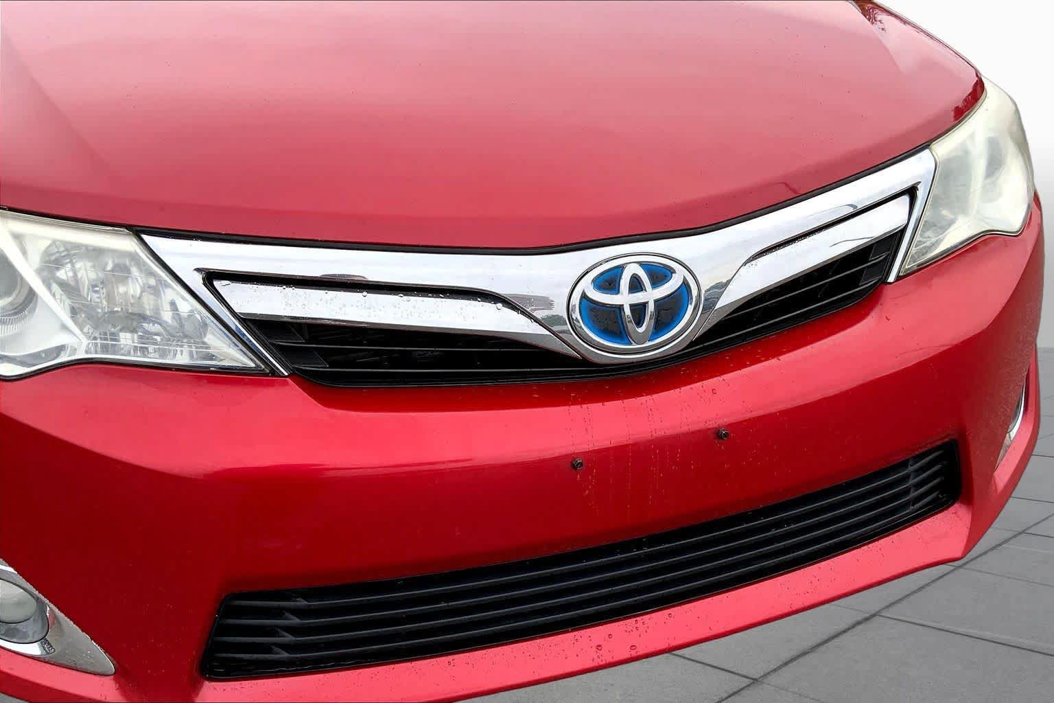 Used 2013 Toyota Camry XLE w/ Convenience Pkg FWD image 32