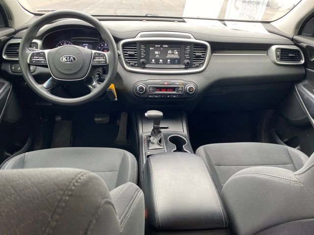 Used 2019 Kia Sorento LX image 6