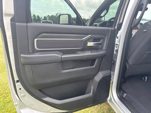 New 2026 RAM 2500 Big Horn AWD/4WD image 42