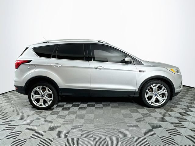 Used 2019 Ford Escape Titanium FWD image 9
