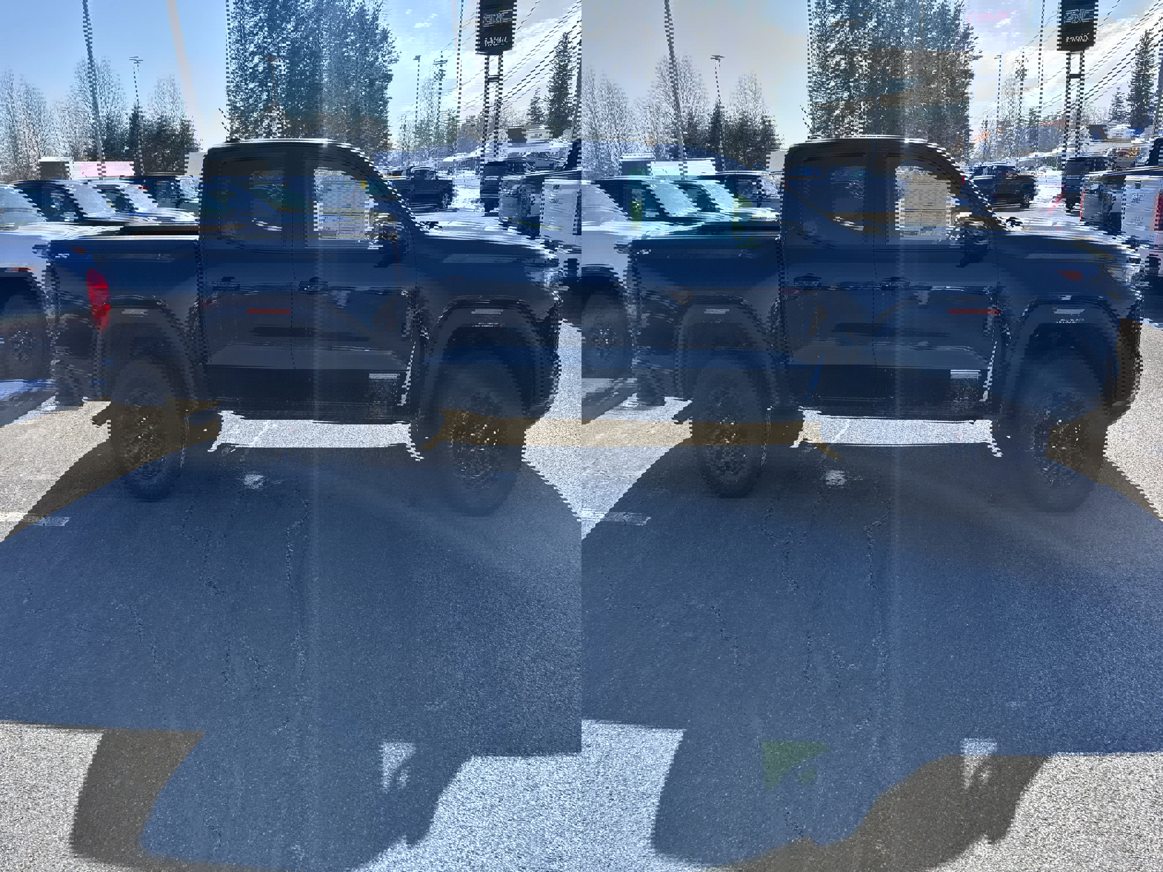 New 2026 GMC Canyon Elevation w/ Convenience Package image 7