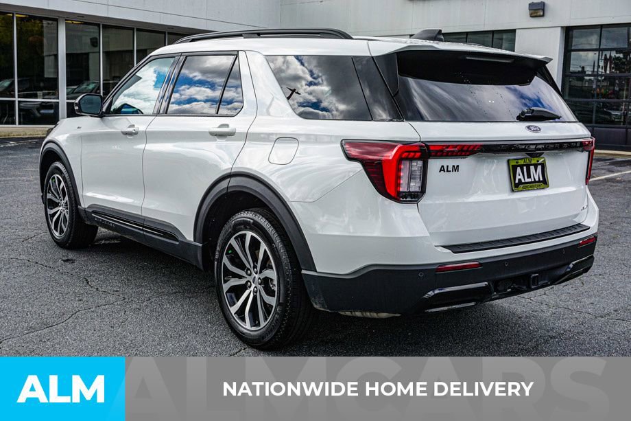 Used 2025 Ford Explorer ST-Line AWD/4WD image 5