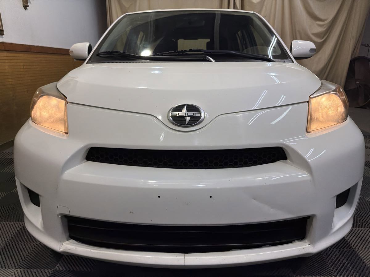 Used 2014 Scion xD image 3