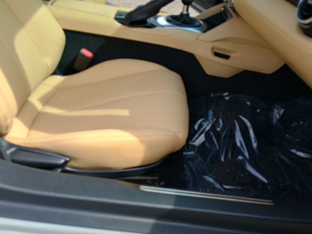 Used 2025 MAZDA MX-5 Miata RF Grand Touring image 16