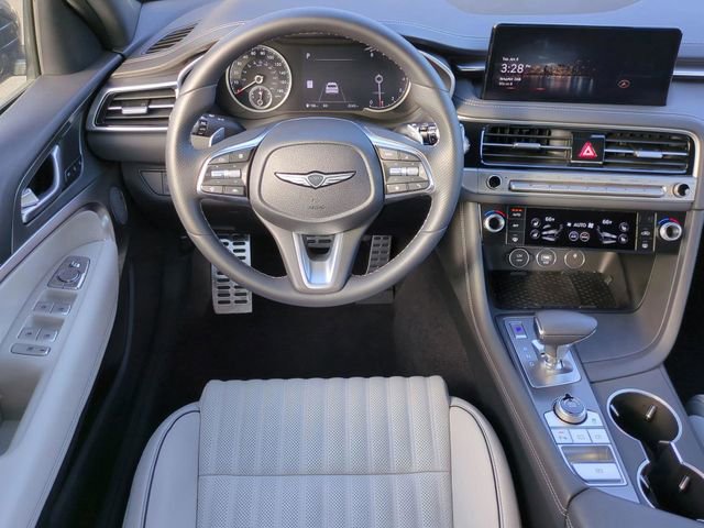 Certified 2025 Genesis G70 2.5T w/ Sport Prestige Package RWD image 18