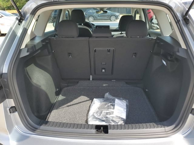 Certified 2025 Volkswagen Taos S FWD image 8