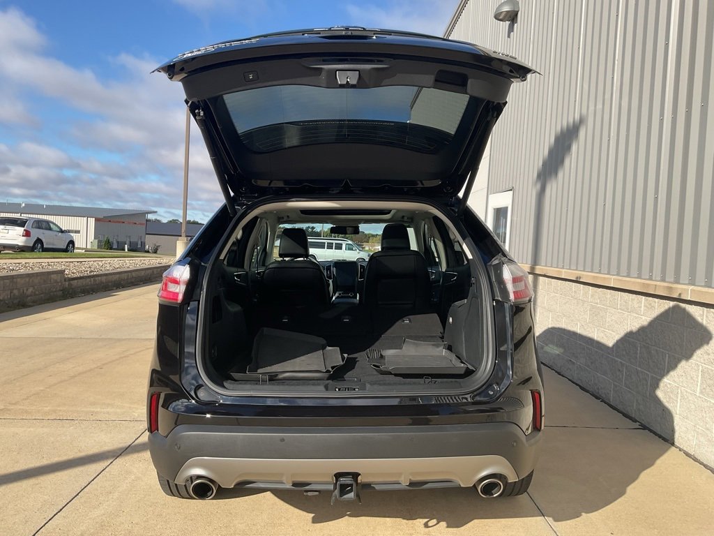 Used 2024 Ford Edge Titanium w/ Equipment Group 301A image 25