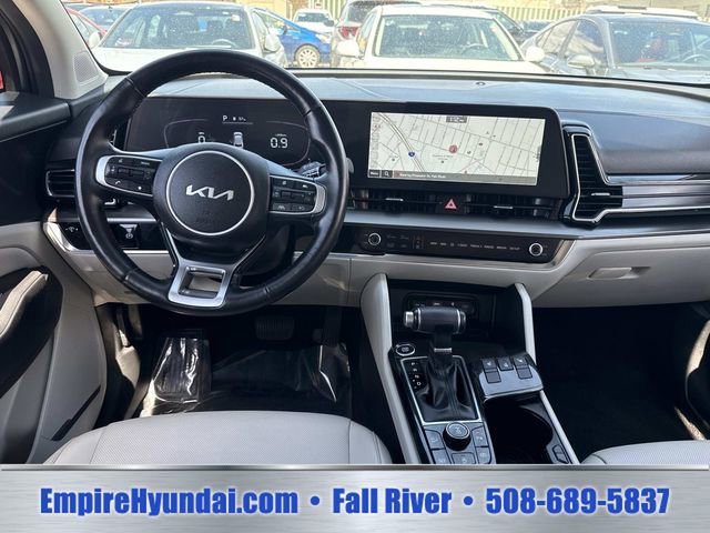 Used 2023 Kia Sportage EX AWD/4WD image 14