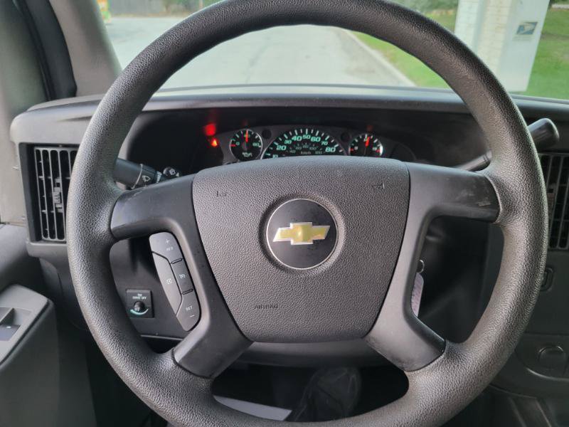 Used 2014 Chevrolet Express 1500 RWD image 32