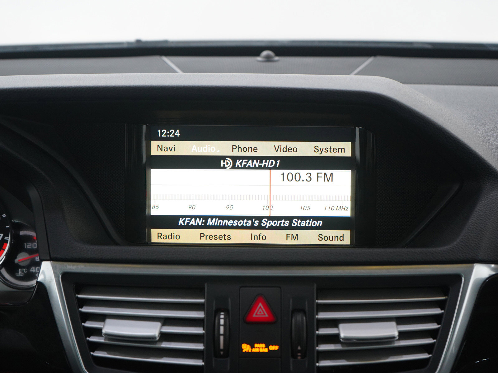 Used 2010 Mercedes-Benz E 63 AMG Sedan image 16