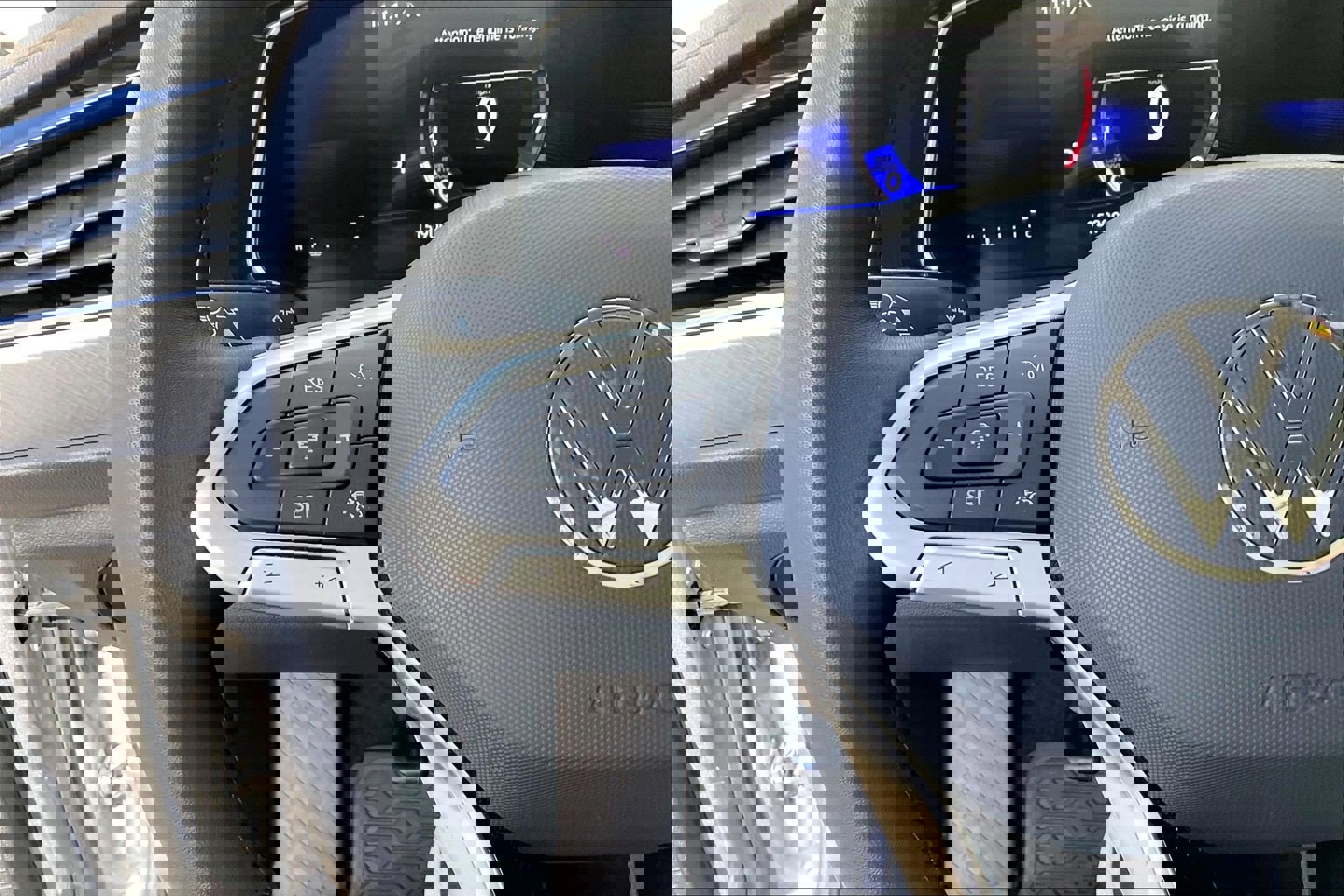 Certified 2024 Volkswagen Jetta SE image 18