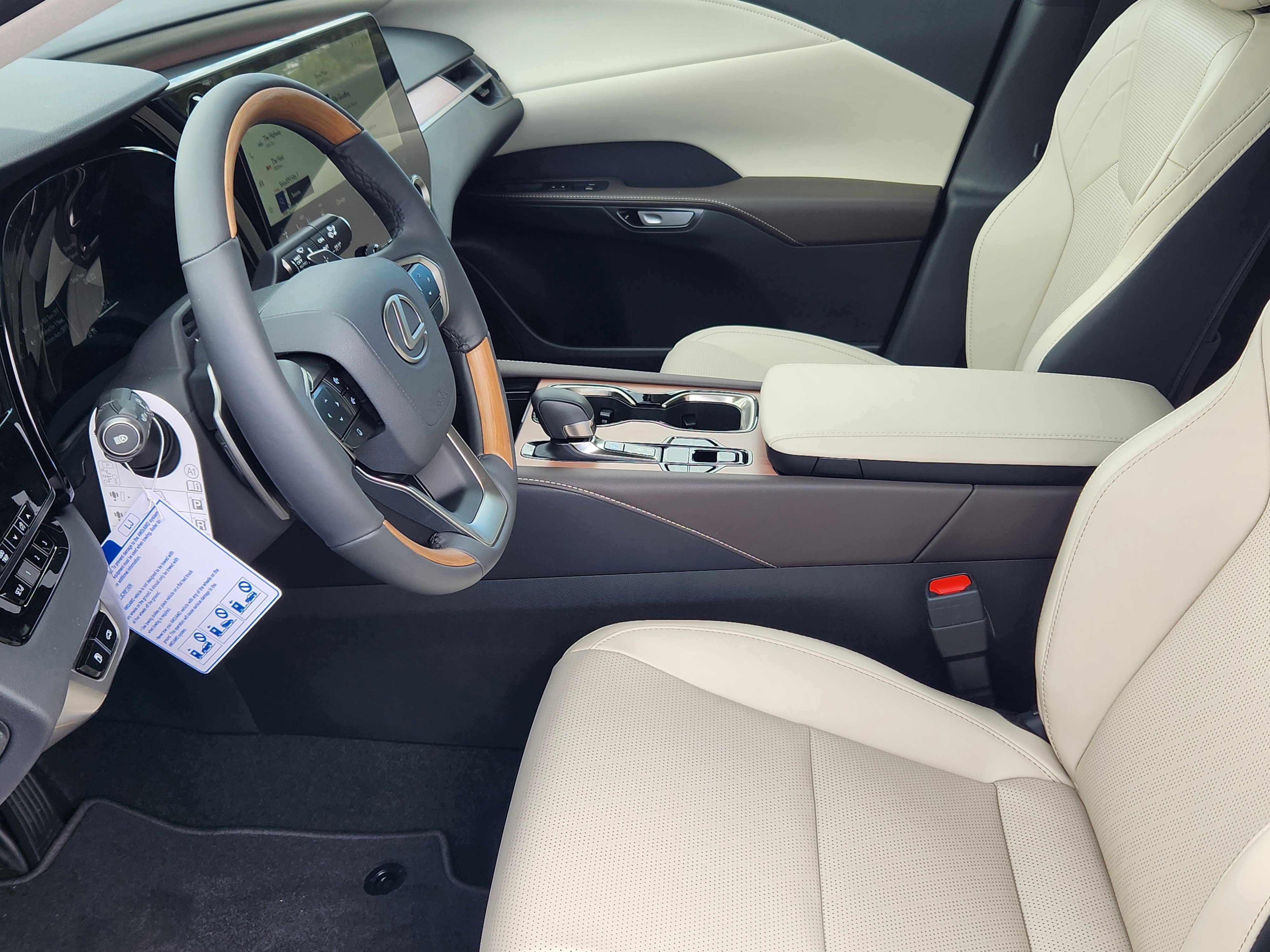 New 2026 Lexus RX 350 AWD/4WD image 16