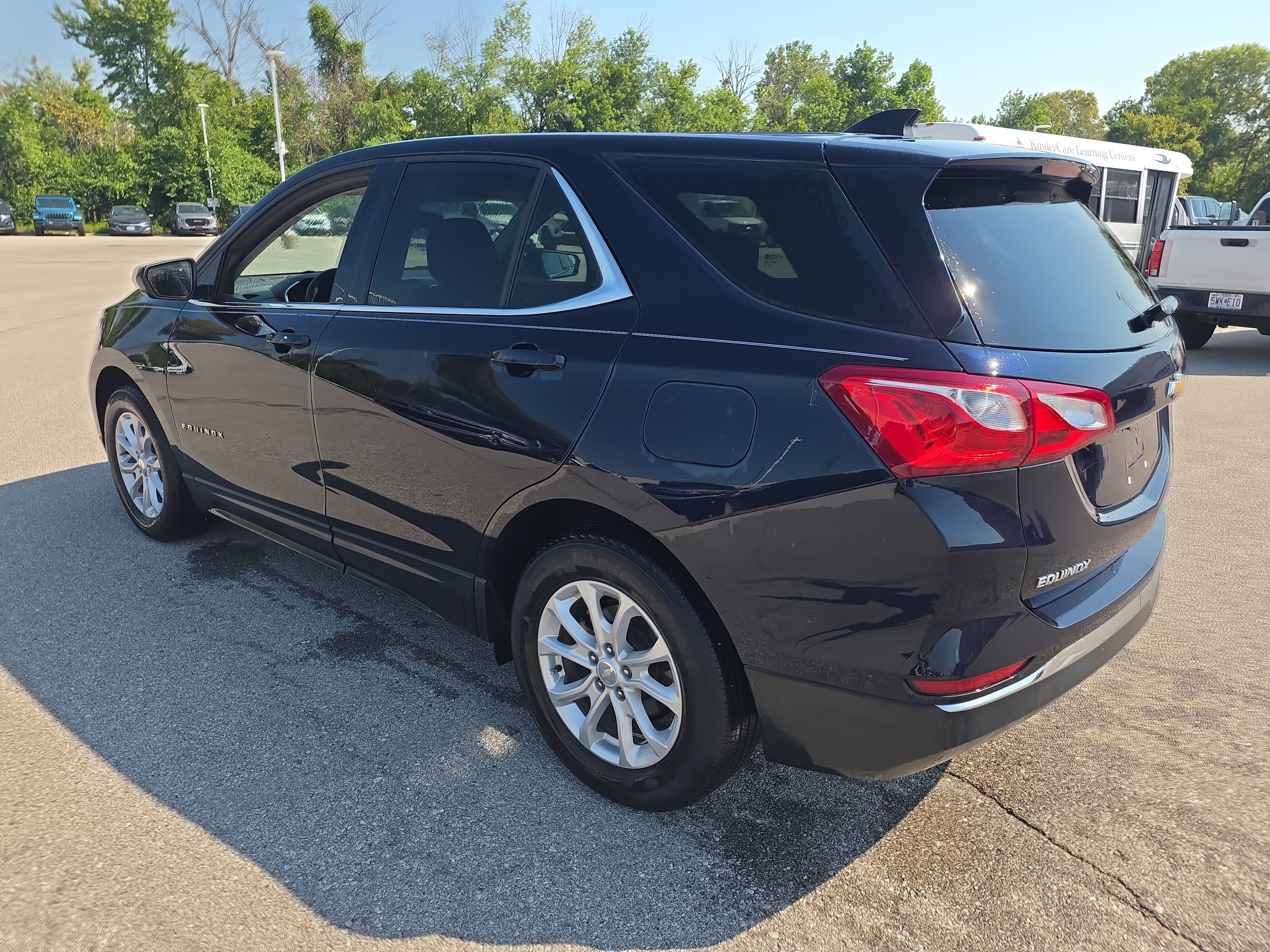 Used 2020 Chevrolet Equinox LT FWD image 6