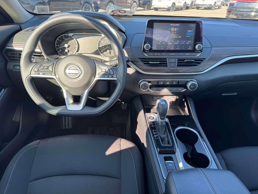 Used 2023 Nissan Altima 2.5 SV image 20