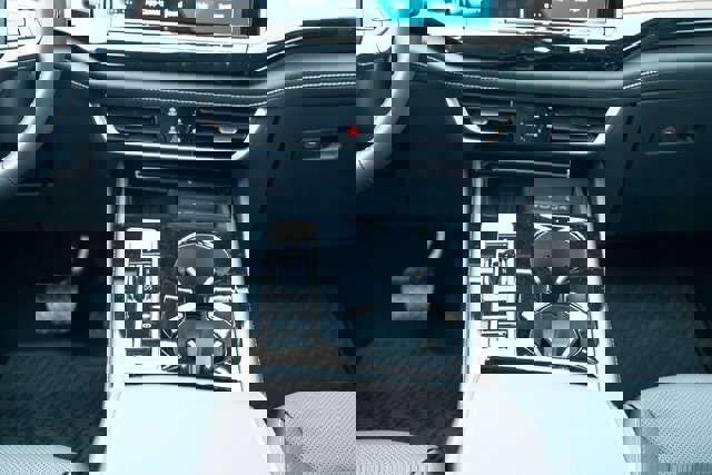 New 2026 Volkswagen Atlas SE image 32