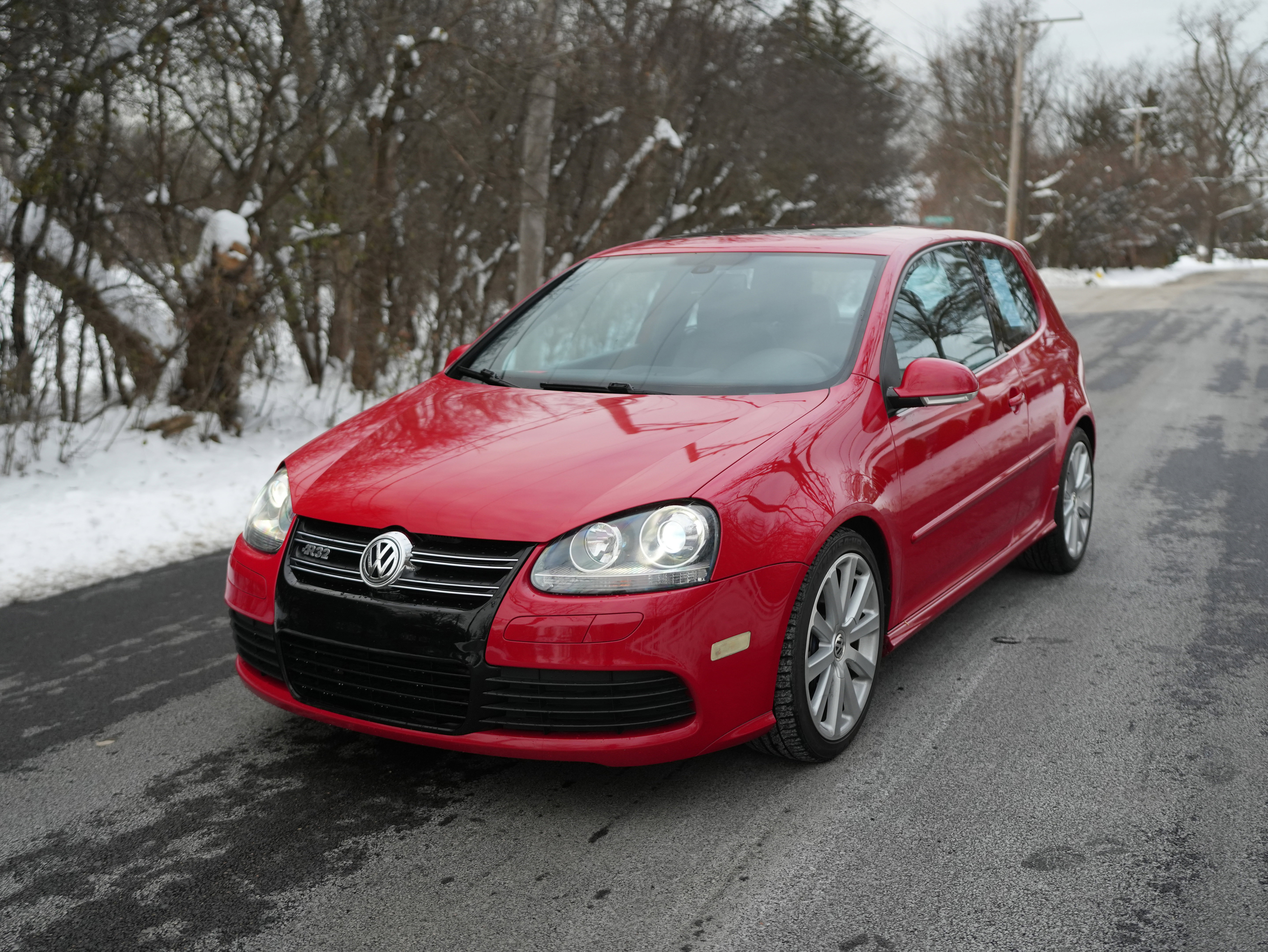 Used 2008 Volkswagen R32 image 4
