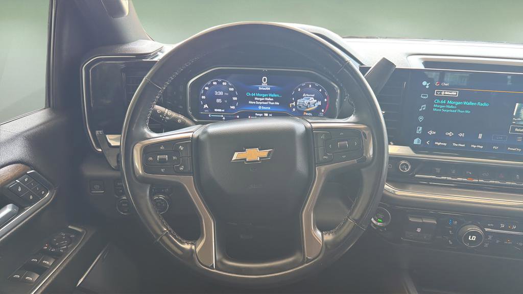 Used 2024 Chevrolet Silverado 3500 High Country w/ High Country Premium Package AWD/4WD image 9