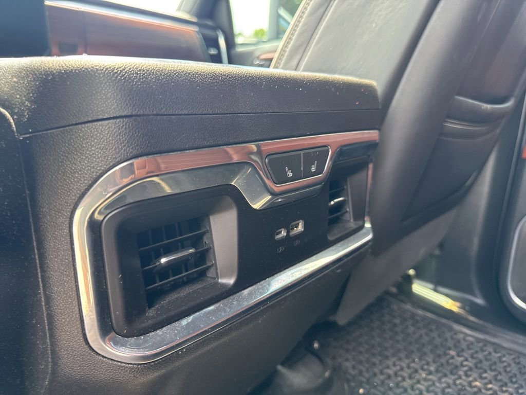 Used 2024 GMC Sierra 3500 Denali Ultimate AWD/4WD image 39
