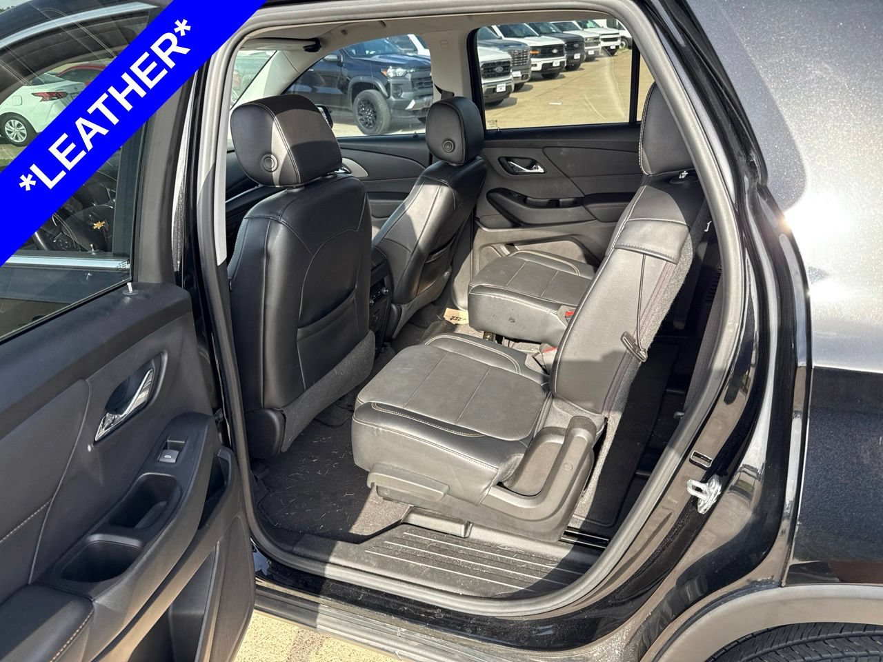 Used 2019 Chevrolet Traverse LT FWD image 6