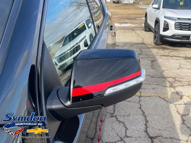 Used 2023 Chevrolet Traverse Premier w/ Redline Edition image 14