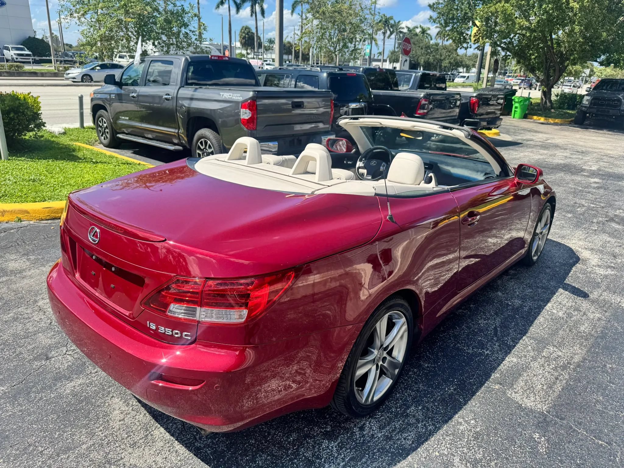 Used 2012 Lexus IS 350C RWD image 12