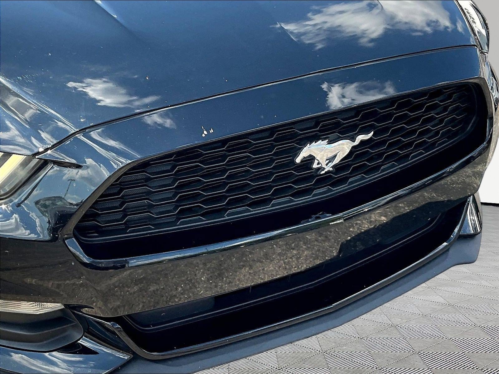 Used 2016 Ford Mustang Coupe RWD image 30