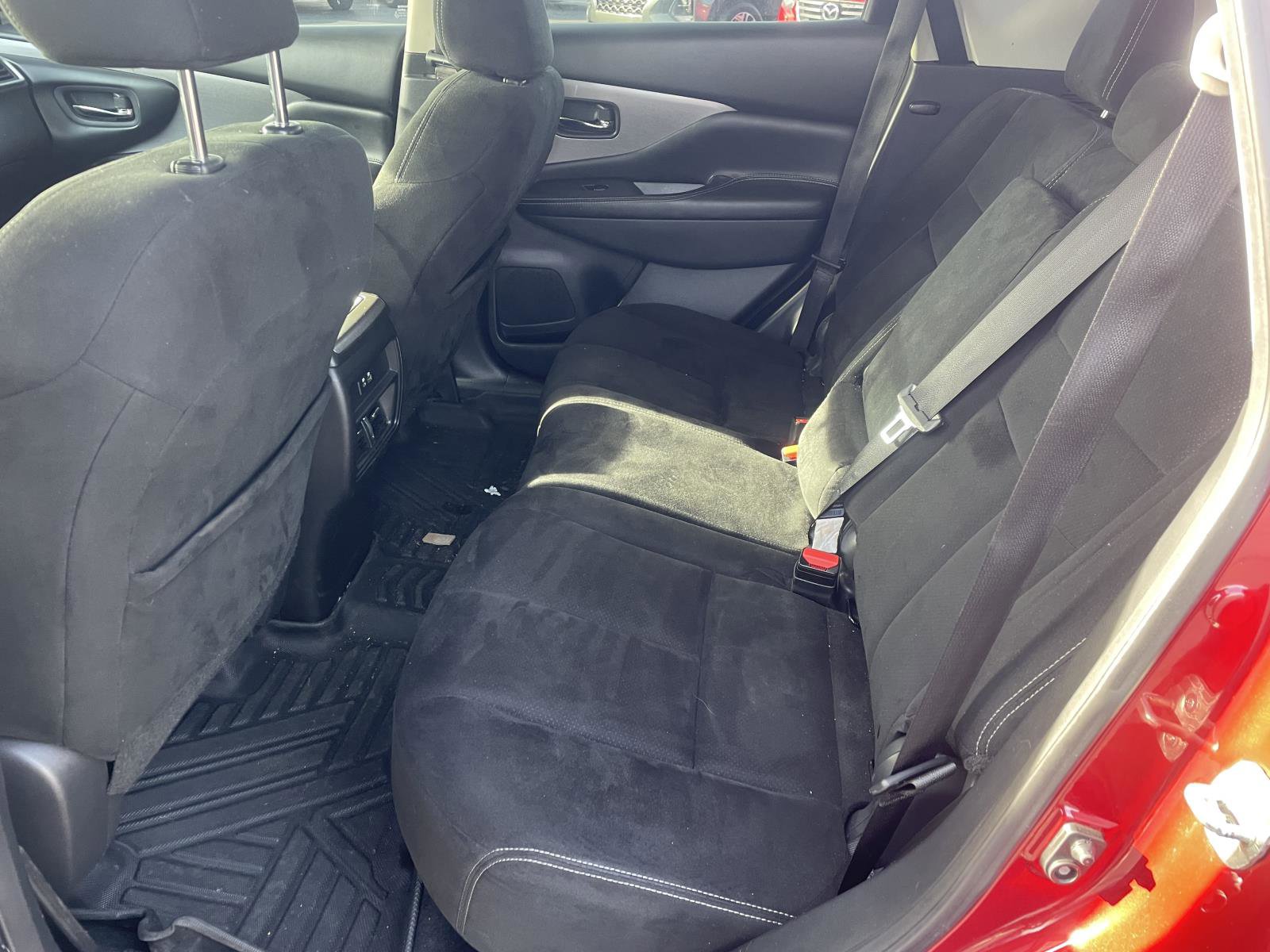 Used 2019 Nissan Murano S image 6