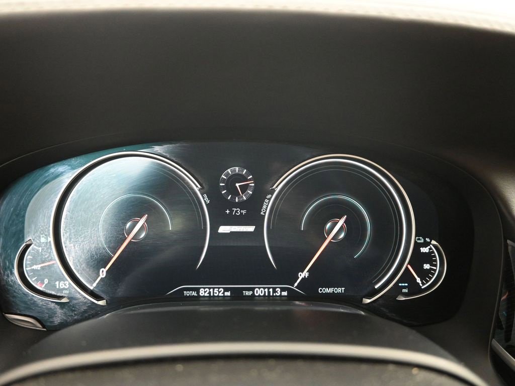 Used 2018 BMW 740e xDrive image 15