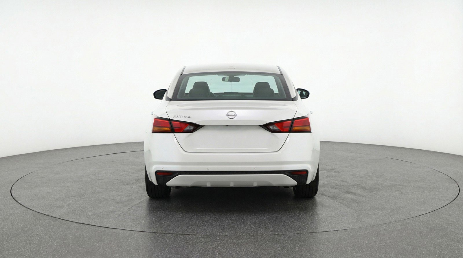 Used 2025 Nissan Altima 2.5 SV FWD image 7