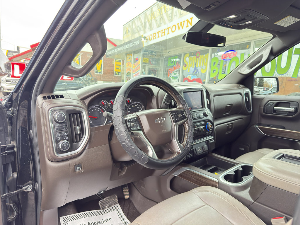 Used 2019 Chevrolet Silverado 1500 LT Trail Boss AWD/4WD image 13