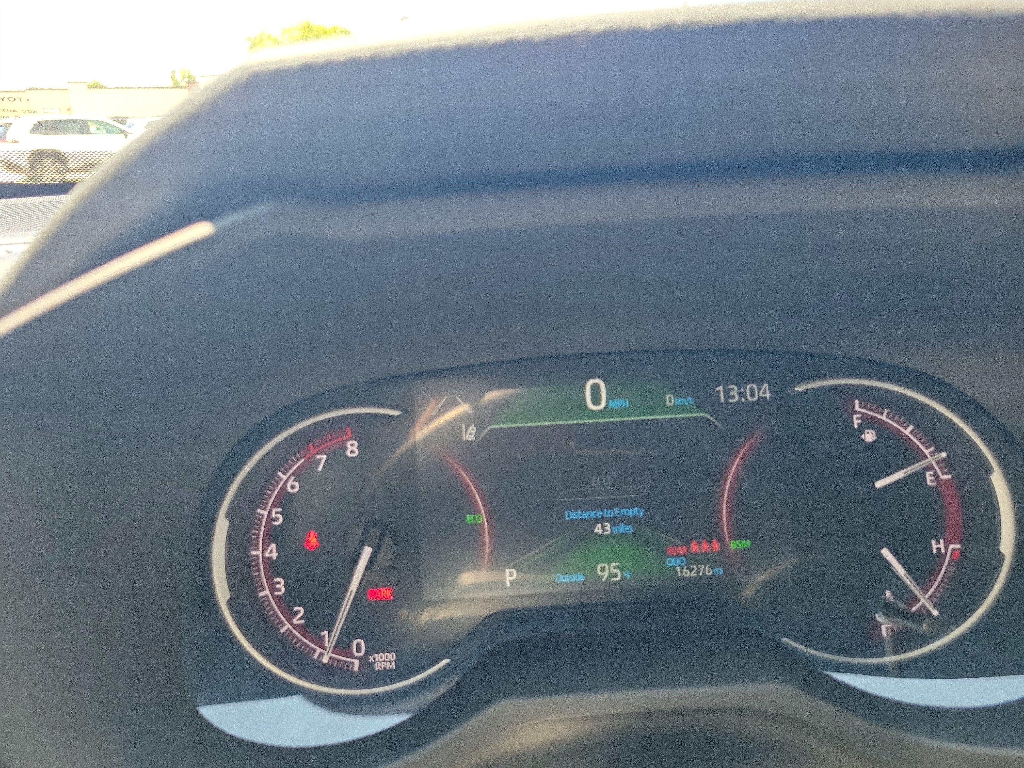Used 2025 Toyota RAV4 XLE w/ Convenience Package FWD image 25
