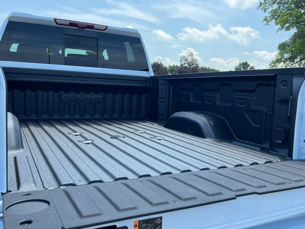 New 2026 GMC Sierra 2500 Denali w/ Denali Reserve Package AWD/4WD image 11