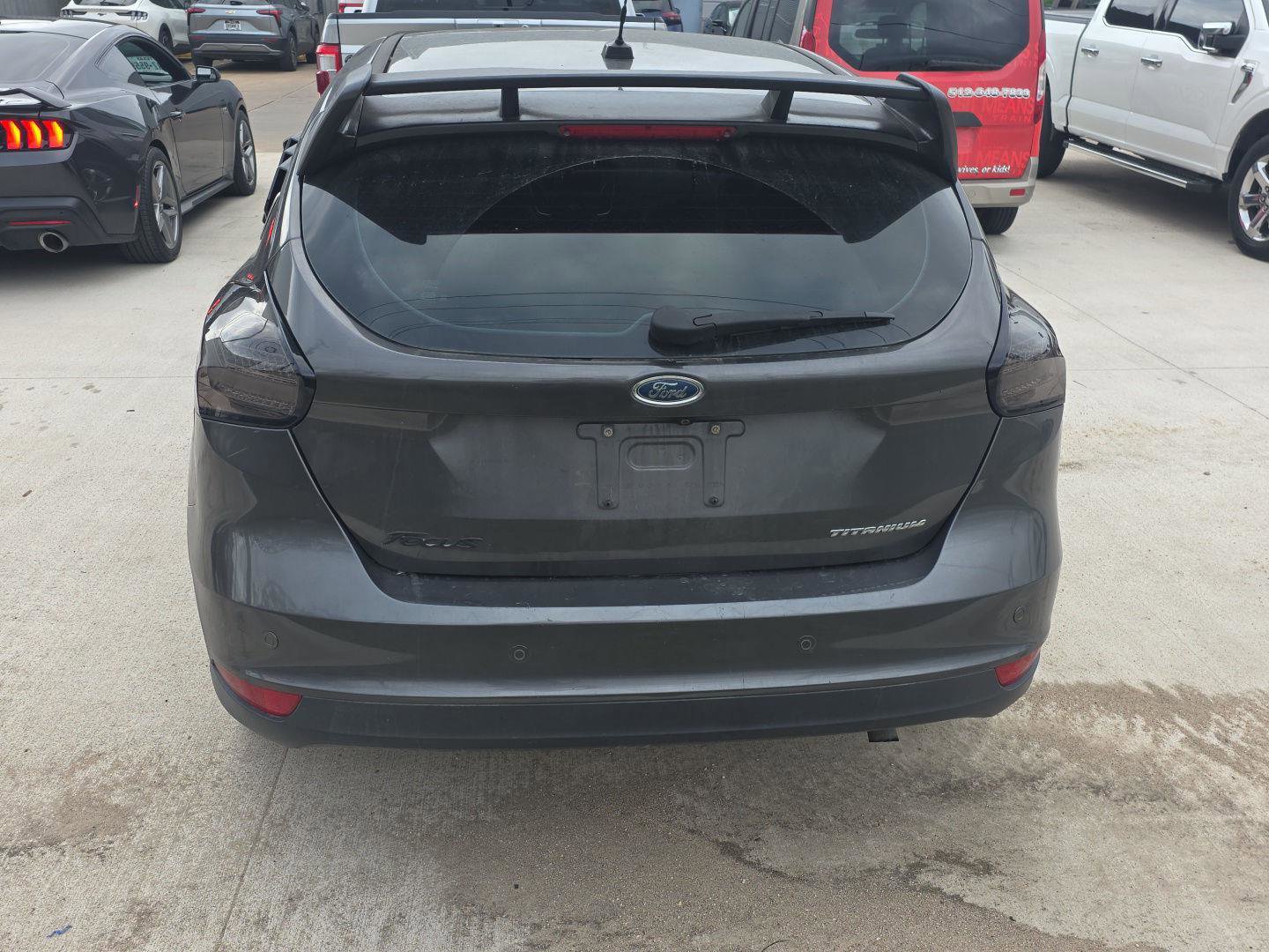 Used 2015 Ford Focus Titanium FWD image 4