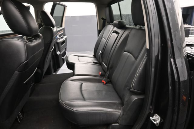 Used 2018 RAM 1500 Laramie AWD/4WD image 12