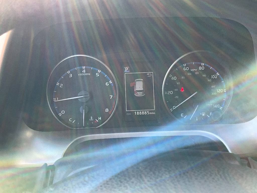 Used 2017 Toyota RAV4 LE image 16