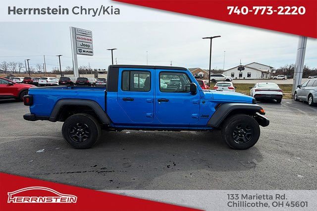 Used 2024 Jeep Gladiator Sport AWD/4WD image 18