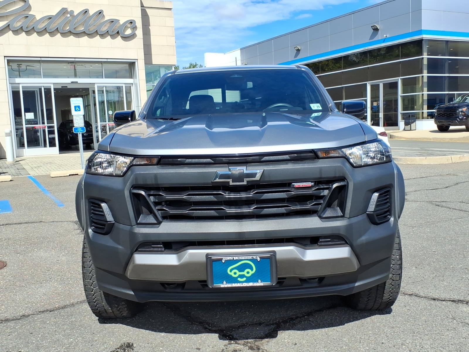 Certified 2024 Chevrolet Colorado Trail Boss w/ Advanced Trailering Package AWD/4WD image 2