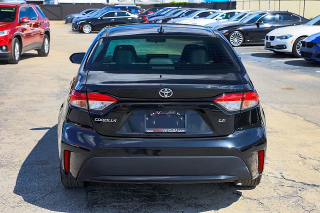 Used 2022 Toyota Corolla LE image 11