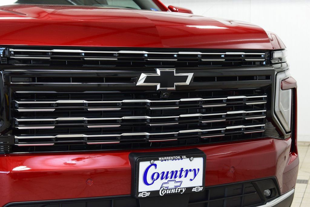 New 2026 Chevrolet Suburban High Country AWD/4WD image 11