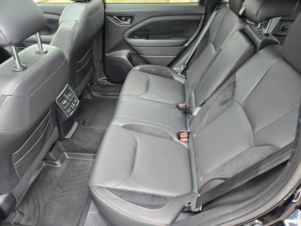 Used 2025 Subaru Forester Touring AWD/4WD image 23