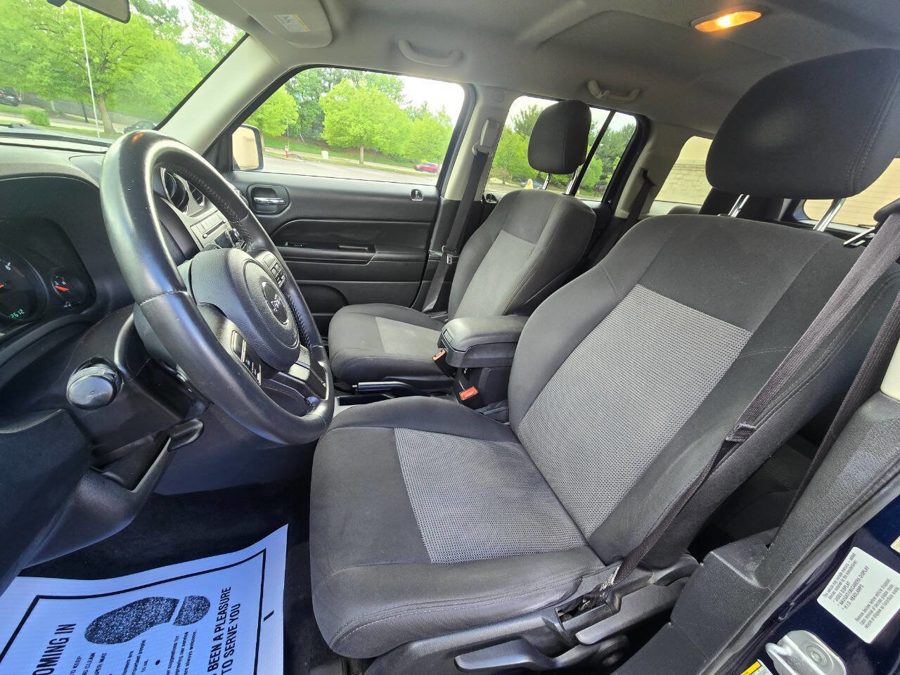 Used 2012 Jeep Patriot Latitude FWD image 22