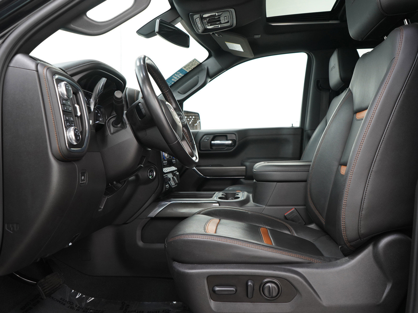Used 2021 GMC Sierra 1500 AT4 w/ AT4 Preferred Package AWD/4WD image 23