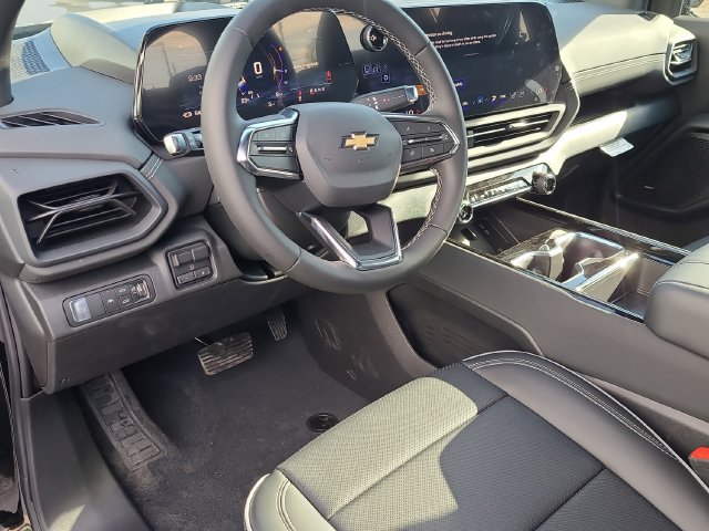 New 2026 Chevrolet Silverado EV LT w/ Plus Package AWD/4WD image 19