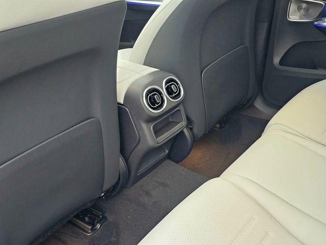 New 2026 Mercedes-Benz GLC 300 4MATIC image 23