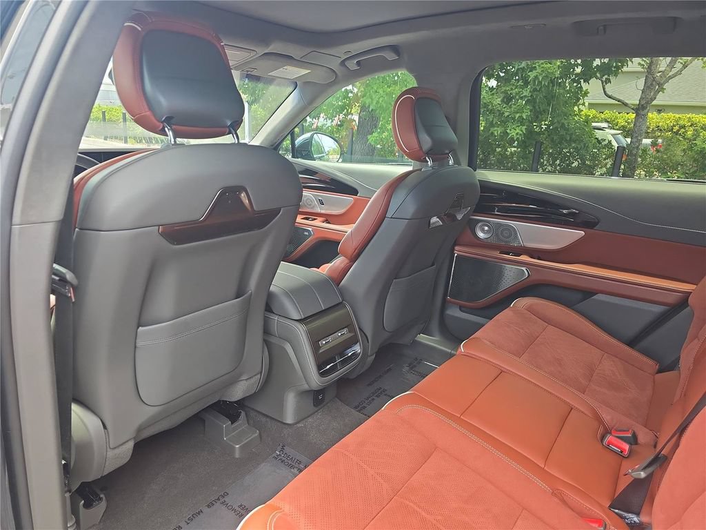 Certified 2024 Lincoln Nautilus Black Label AWD/4WD image 13
