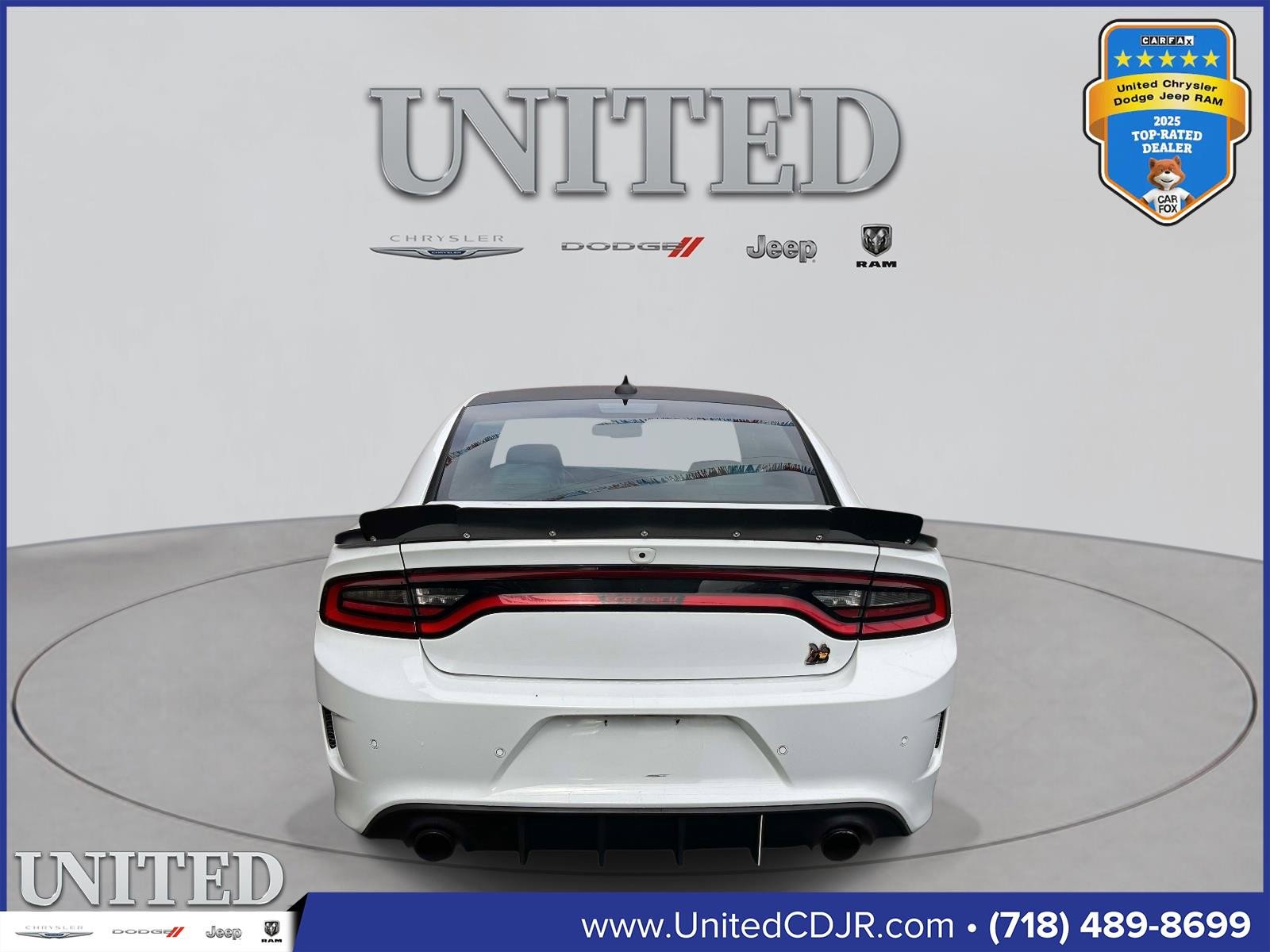 Certified 2022 Dodge Charger Scat Pack w/ Dynamics Package image 4