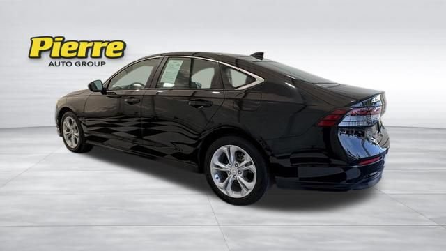 Used 2023 Honda Accord LX image 2